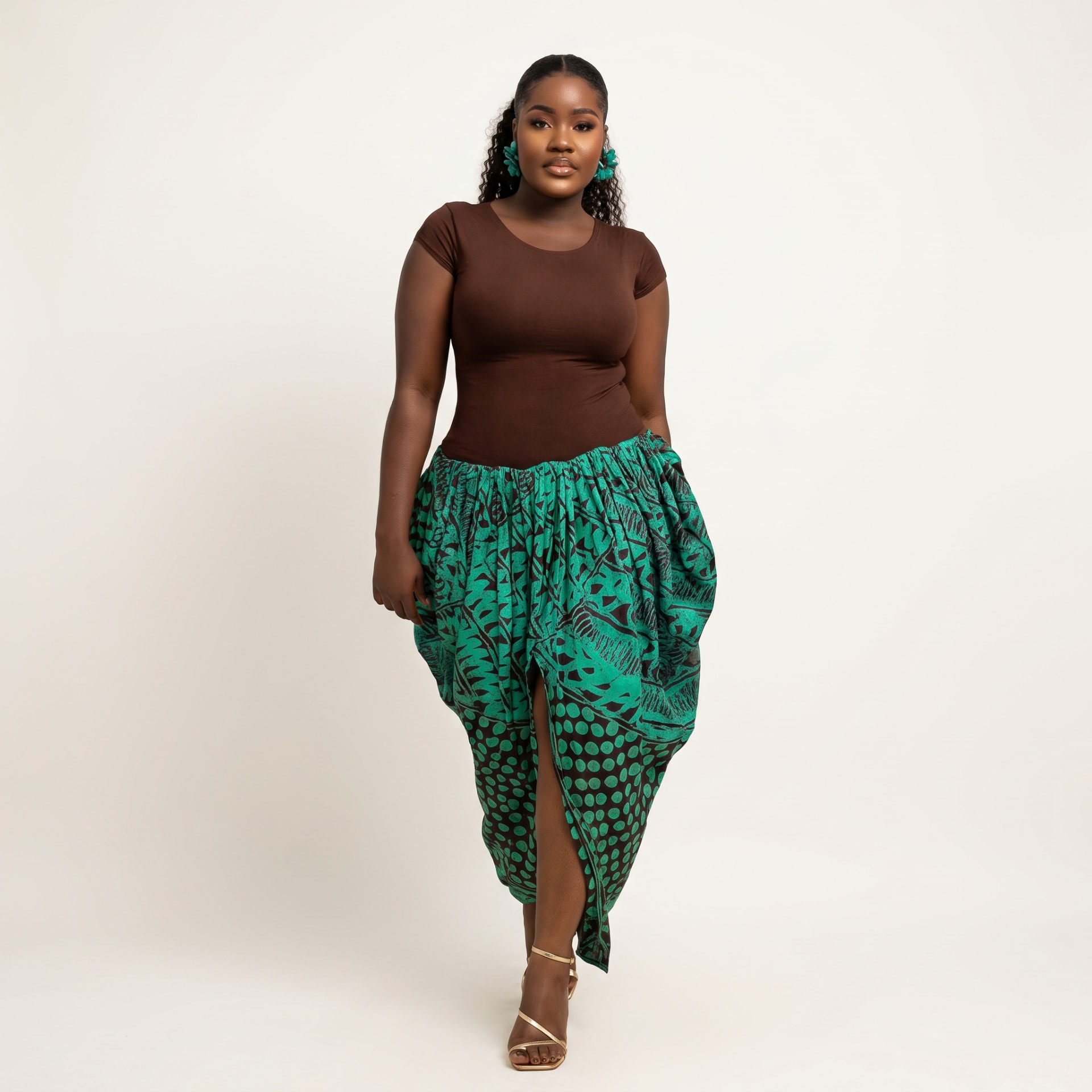 The Tiwa Draped Tulip & Contour Ensemble